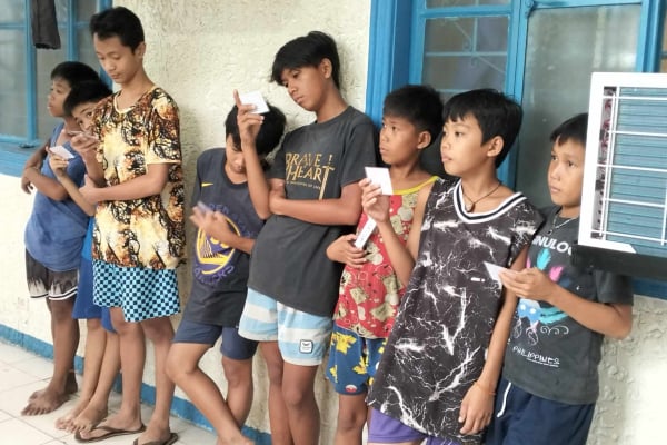 DISCIPLES BAPTIZING NEW DISCIPLES